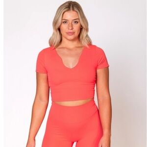 P’tula Notch Cropped Tee